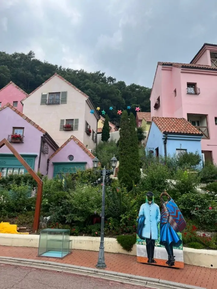 쁘띠프랑스 여행