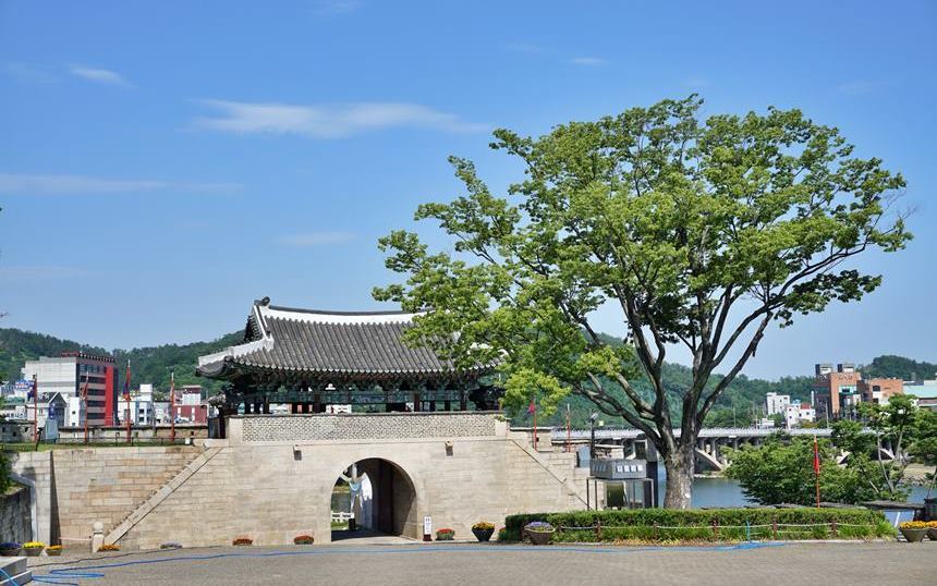 진주 논개동산 풍경